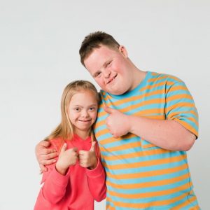 Boy and Girl thumbs up